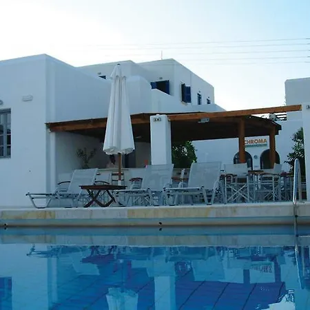 Mr And Mrs White Paros Hotell