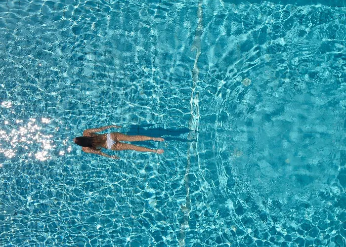 Mr And Mrs White Paros 4* Naousa