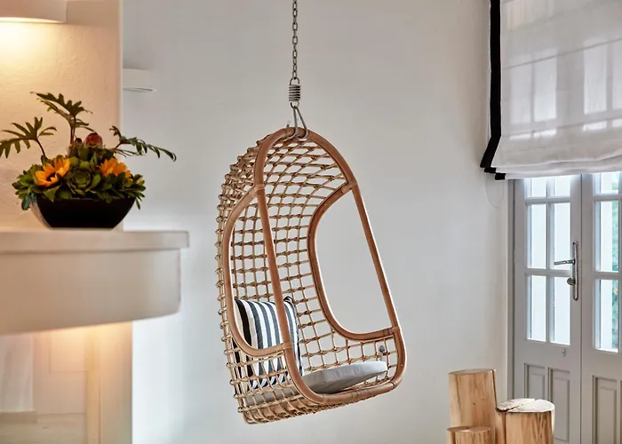 Mr And Mrs White Paros 4*