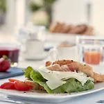 Hotell Mr And Mrs White Paros 4*