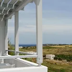 Mr And Mrs White Paros 4* Naousa