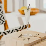 Mr And Mrs White Paros Naousa