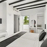 Mr And Mrs White Paros Hotell