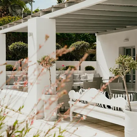 Hotel Mr And Mrs White Paros Naoussa