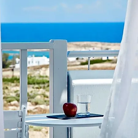 Mr And Mrs White Paros Hotel 4*
