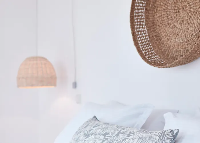 Mr And Mrs White Paros Hotel 4*