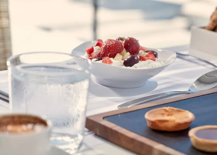 Mr And Mrs White Paros Naousa (Paros)