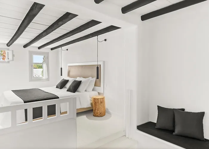 Mr And Mrs White Paros Hotel 4*