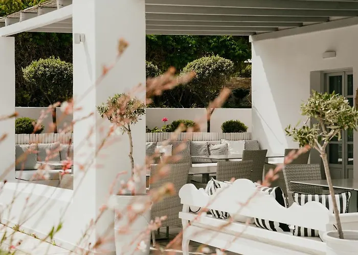 Hotel Mr And Mrs White Paros Naoussa