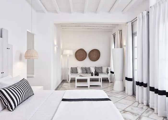 Mr And Mrs White Paros Hotel