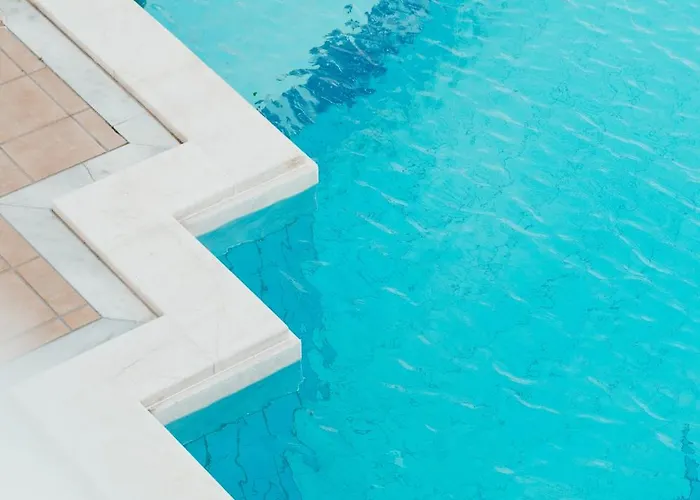 Mr And Mrs White Paros Hotel 4*